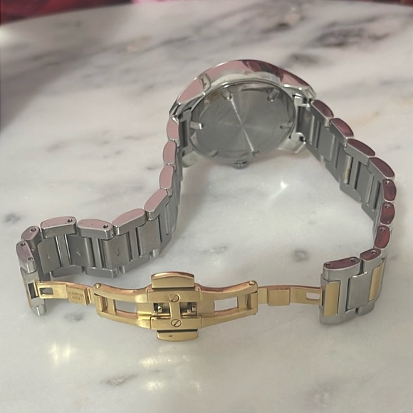 MOVADO watch BOLD - Irresistible 👍 silver and gold - perfect combination 🔥🎁💋 - Picture 6 of 7